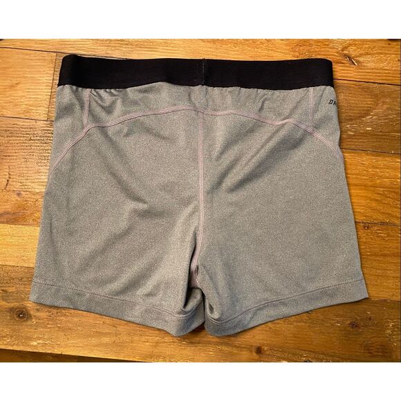 Nike Pro Large black grey shorts women’s - Picture 4 of 5